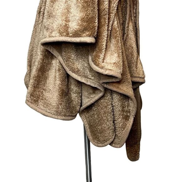Torrid NWT camel cozy Sherpa belted ruana one size - Picture 12 of 15